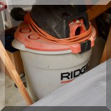 T30. Ridgid snop vac. 